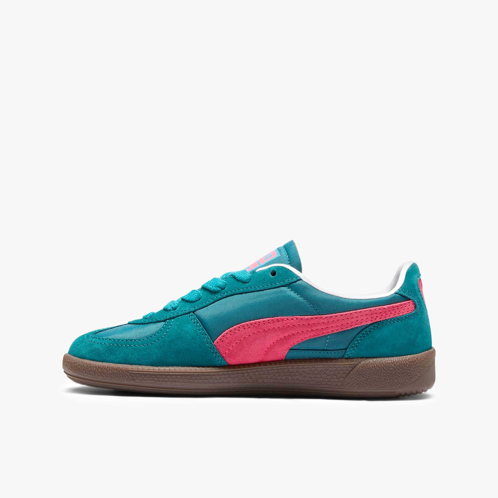 
                  
                    Women's Puma Play Paris Palermo - Green/Red/White
                  
                