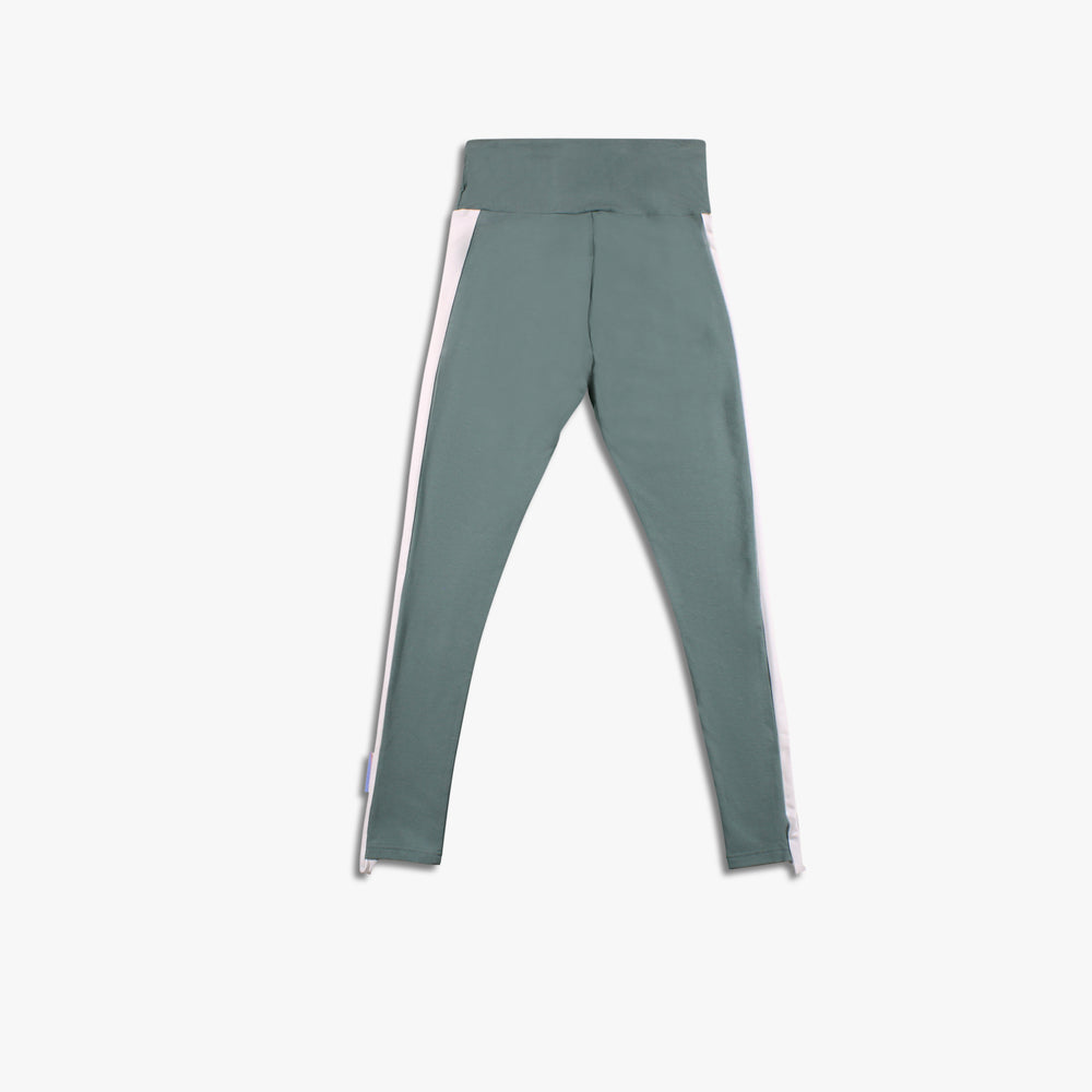 
                  
                    Women's Puma Classics Now & Then Leggings 'Eucalyptus'
                  
                