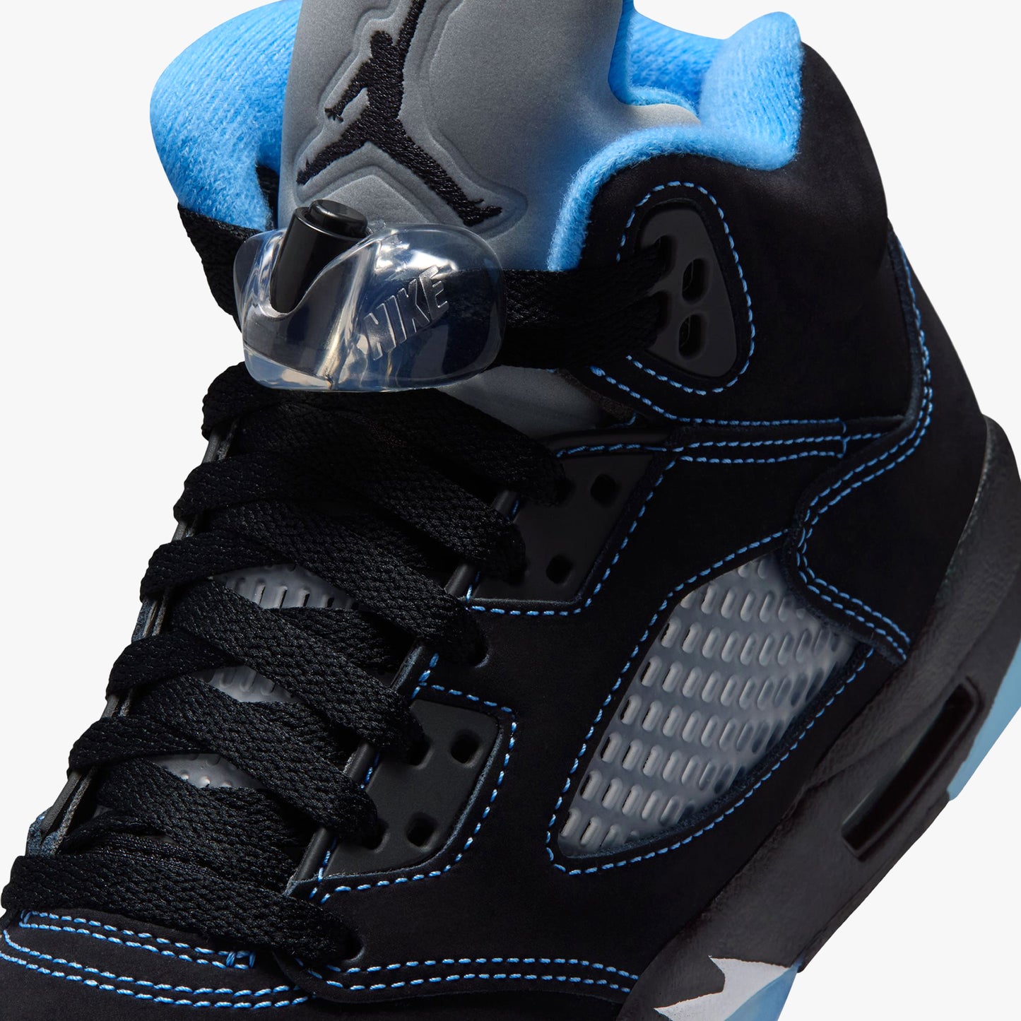 
                  
                    Gradeschool Air Jordan 5 Retro - 'Black Carolina' (RD:6/20/26)
                  
                