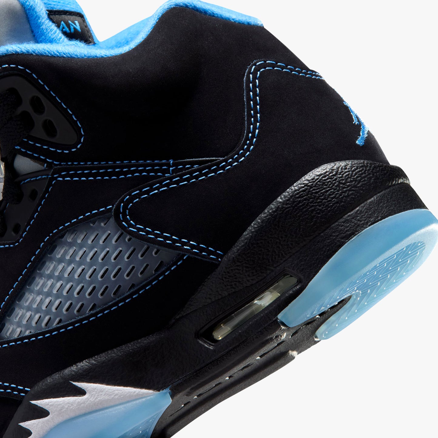 
                  
                    Gradeschool Air Jordan 5 Retro - 'Black Carolina' (RD:6/20/26)
                  
                