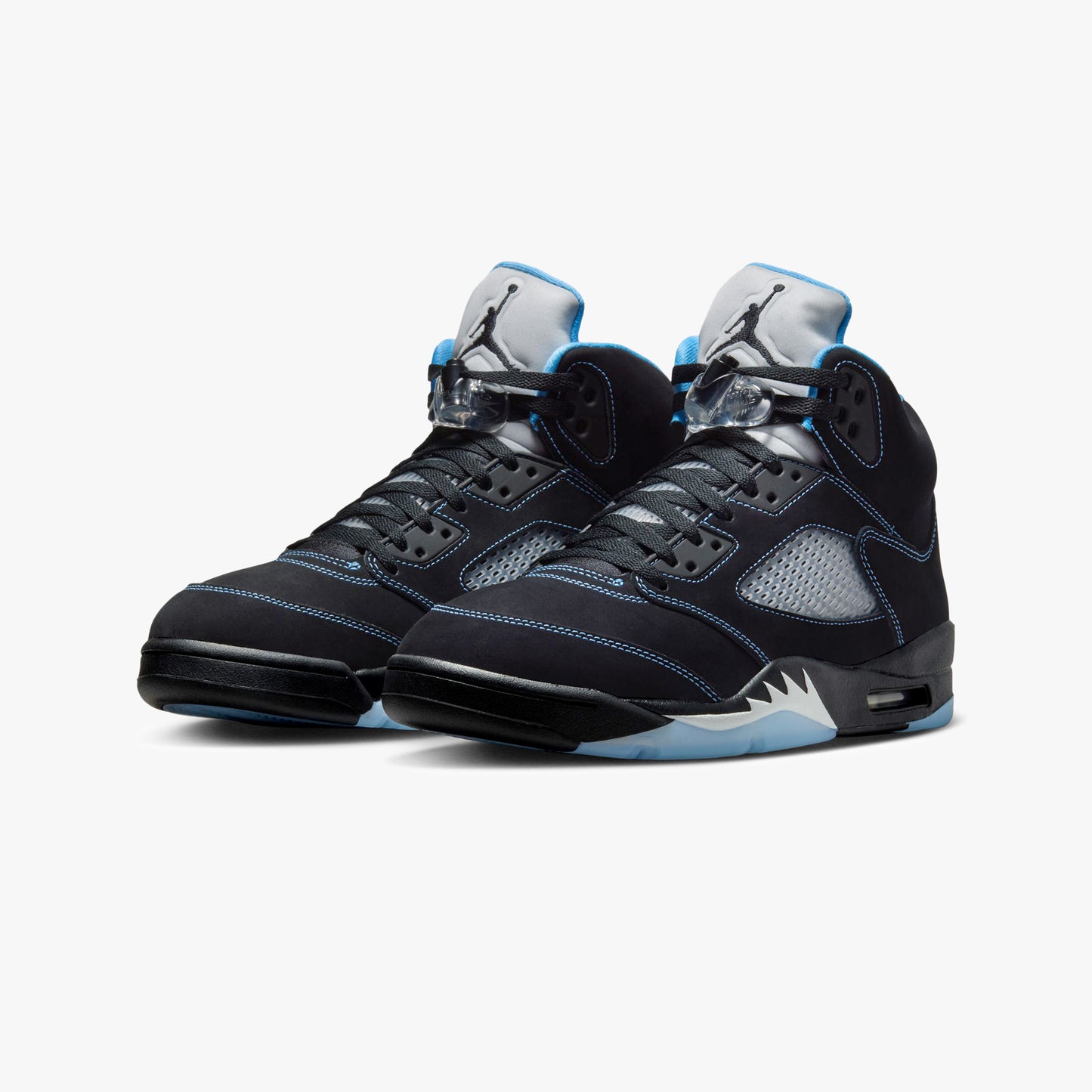 
                  
                    Men's Air Jordan 5 Retro - 'Black Carolina' (RD:6/20/26)
                  
                