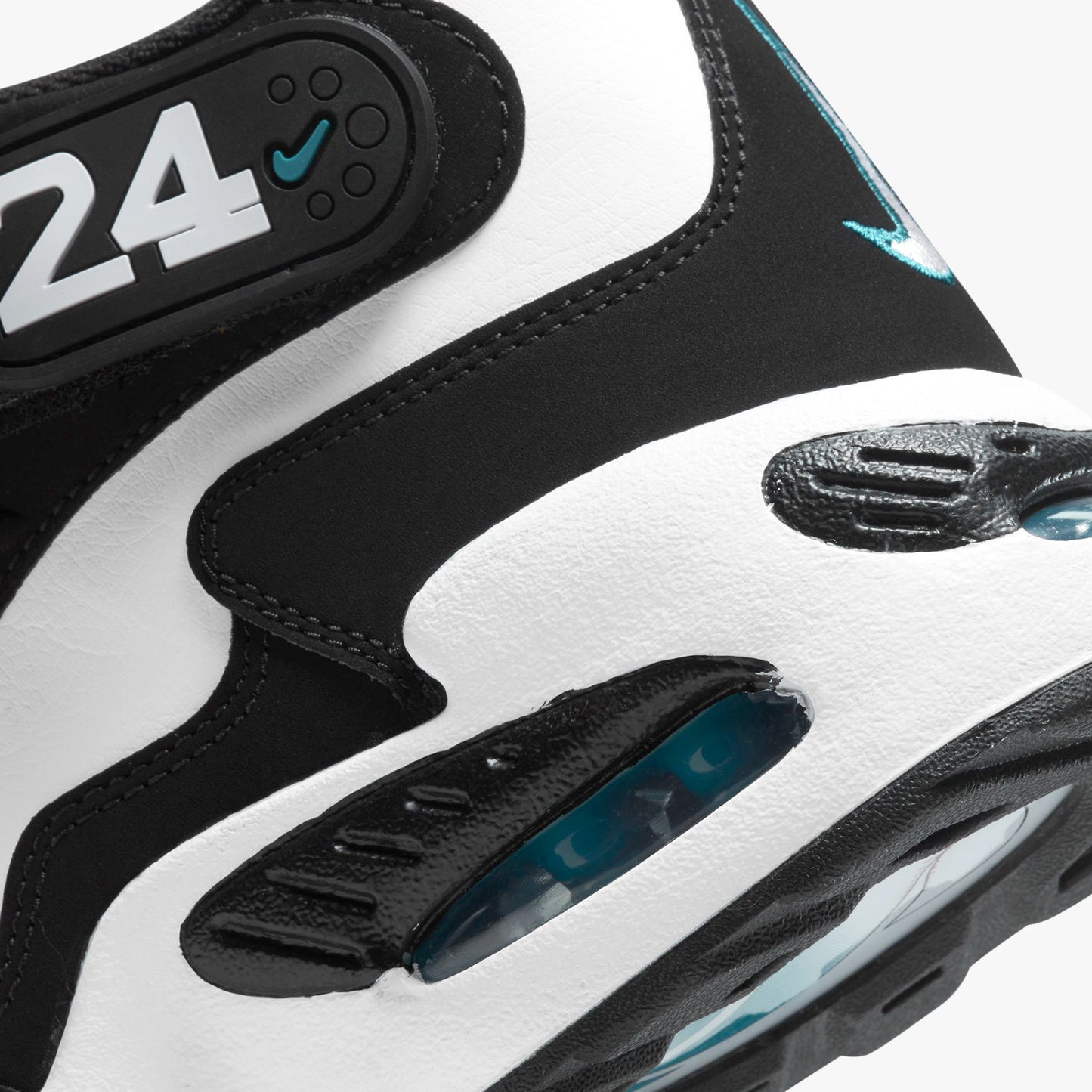
                  
                    Gradeschool Nike Air Griffey Max 1 - 'White Freshwater' (RD:5/15/26)
                  
                