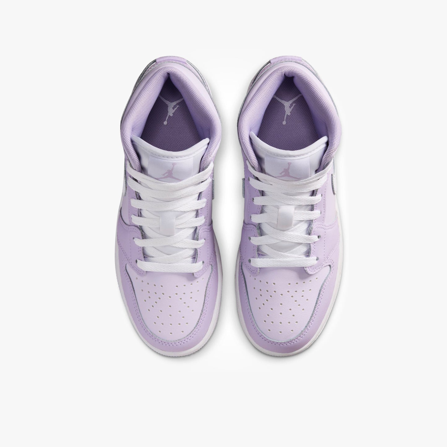 
                  
                    Gradeschool Air Jordan 1 Mid - 'Violet Mist / Barely Grape'
                  
                
