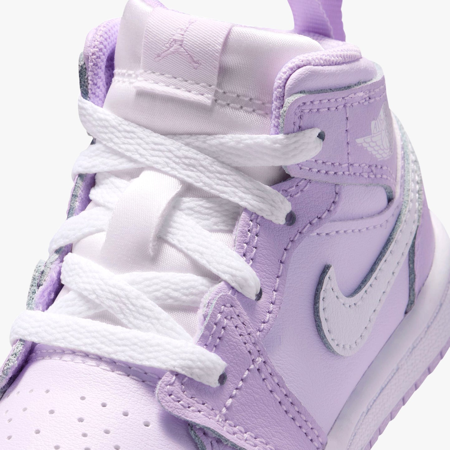 
                  
                    Toddler Jordan 1 Mid - 'Violet Mist Barely Grape'
                  
                