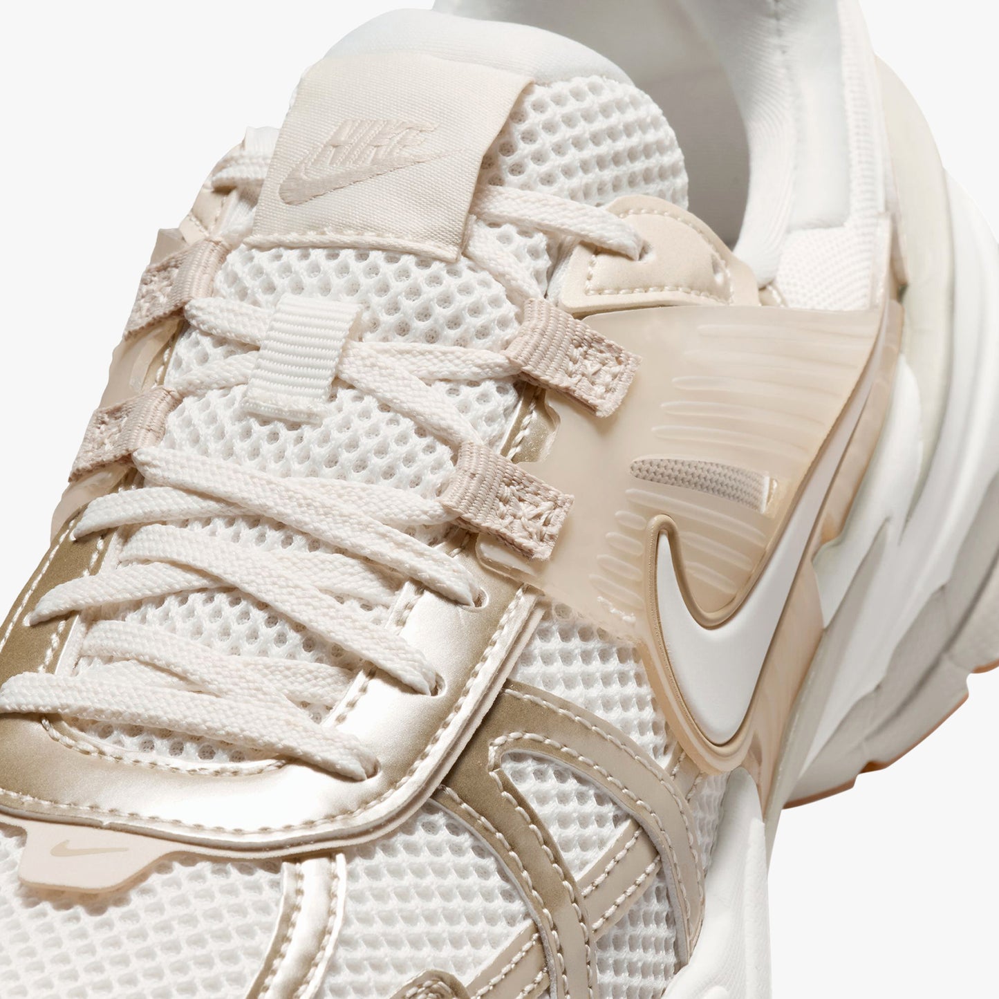 
                  
                    Women's Nike V2K Run - 'White'
                  
                