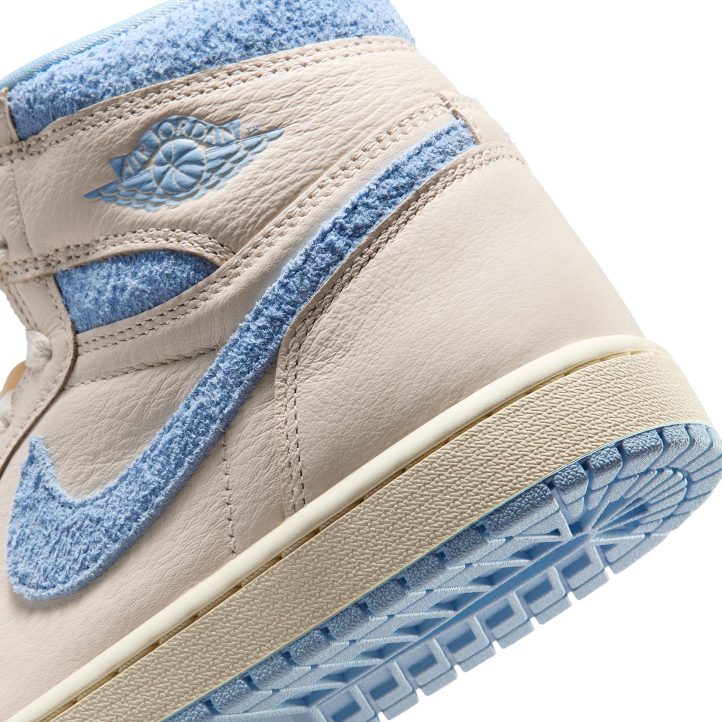 
                  
                    Women's Air Jordan 1 Retro High OG - 'Pale Ivory/Psychic Blue' (RD:3/7/26)
                  
                