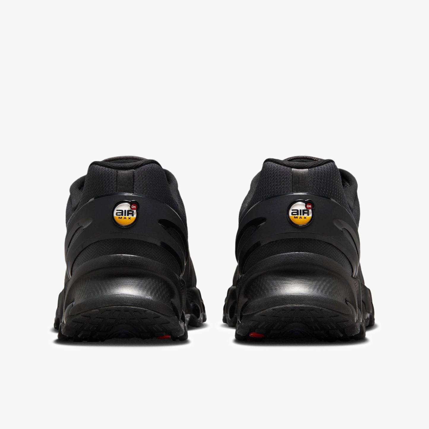 
                  
                    Men's Nike Air Max DN8 - Black
                  
                
