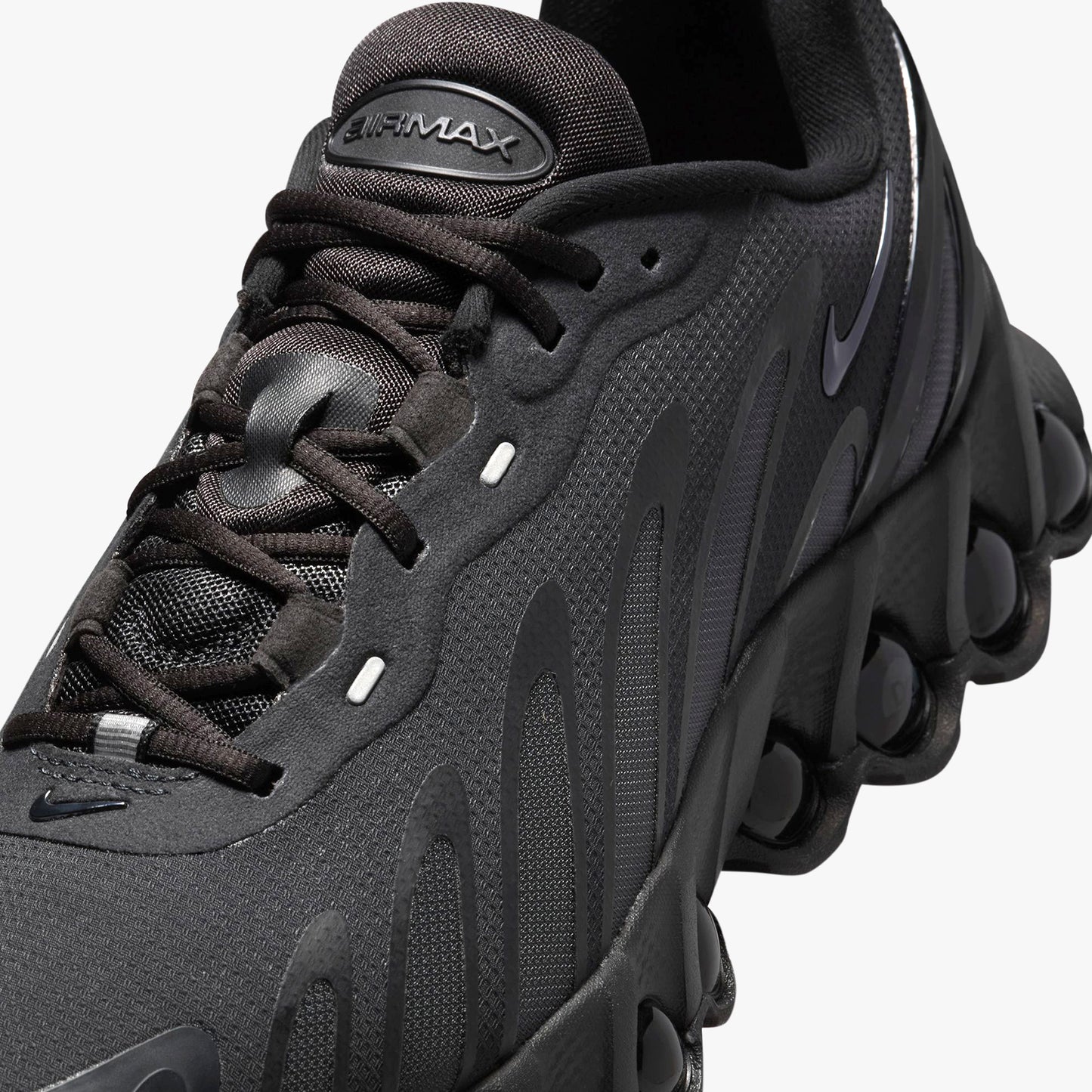 
                  
                    Men's Nike Air Max DN8 - Black
                  
                