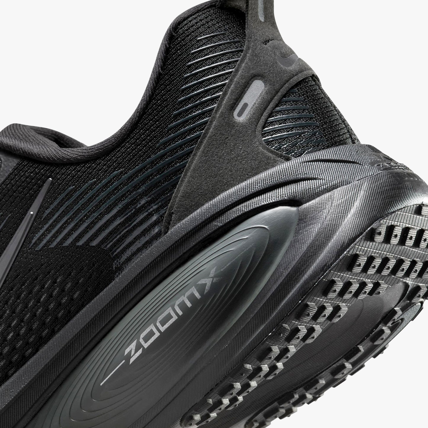 
                  
                    Men's Nike Vomero 18 - 'Black'
                  
                