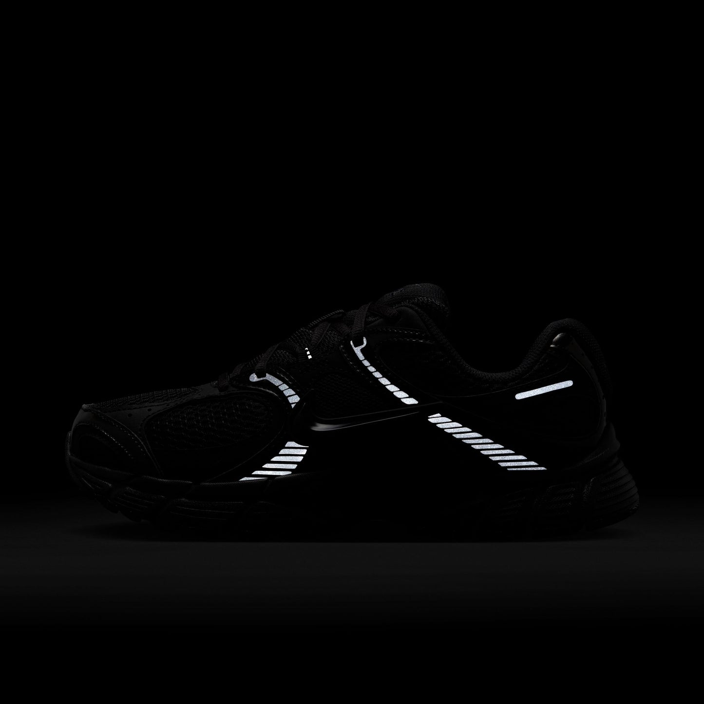 
                  
                    Women's Nike V5 RNR - 'Black Anthracite'
                  
                