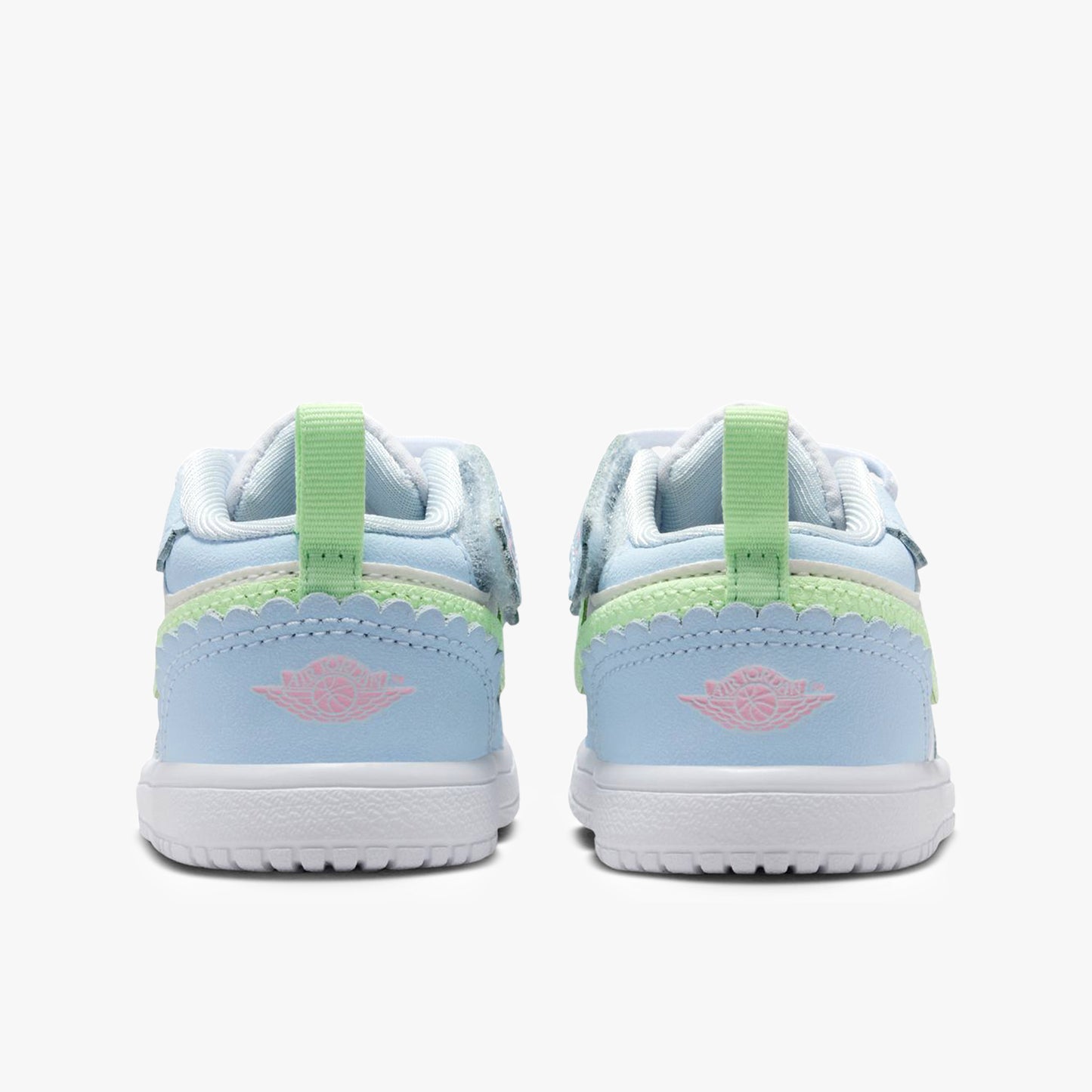 
                  
                    Toddler Jordan 1 Low ALT SE - 'Love Is In The Air'
                  
                