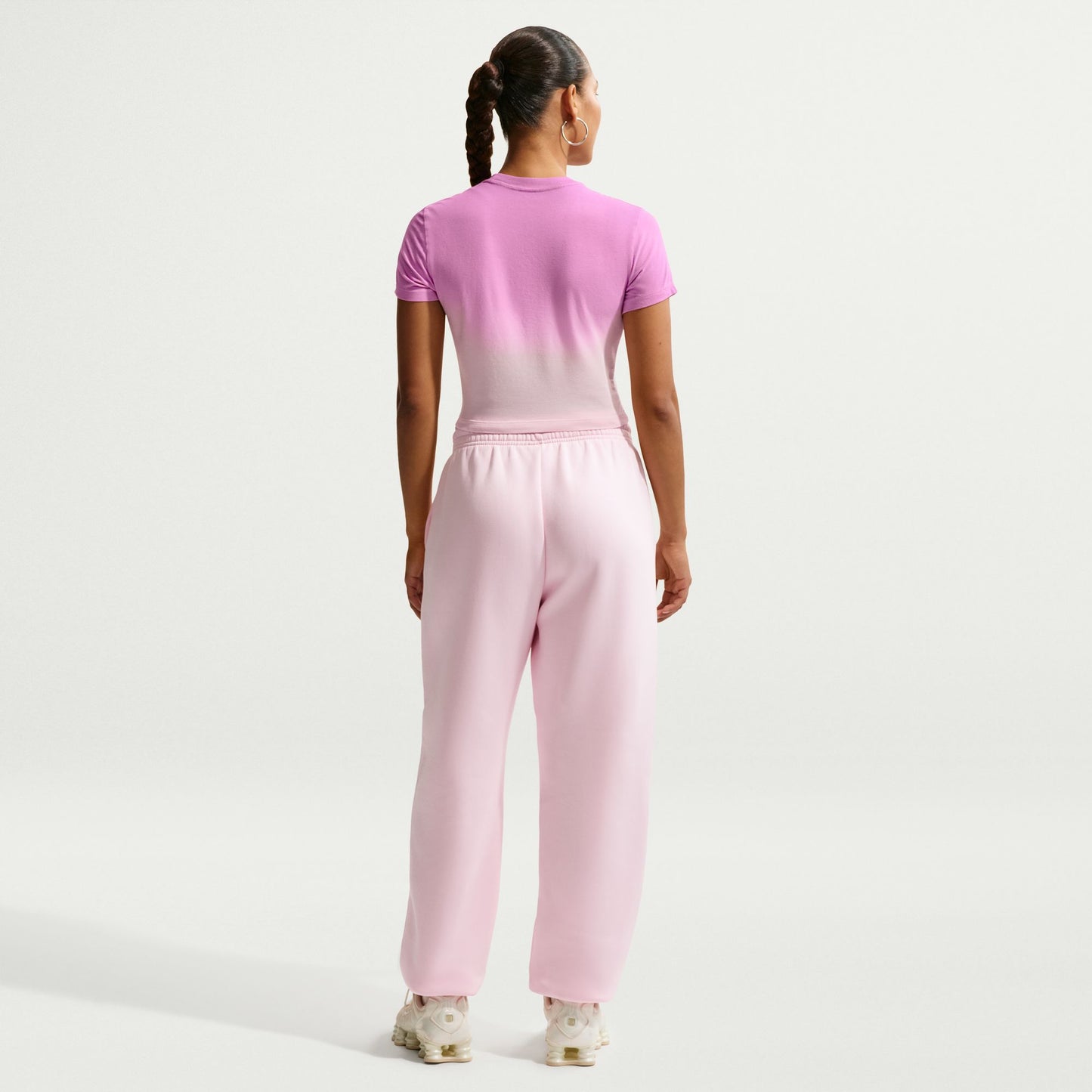 
                  
                    Women's Nike Sportswear Chill Knit Slim Cropped T-Shirt - 'Pink Foam'
                  
                