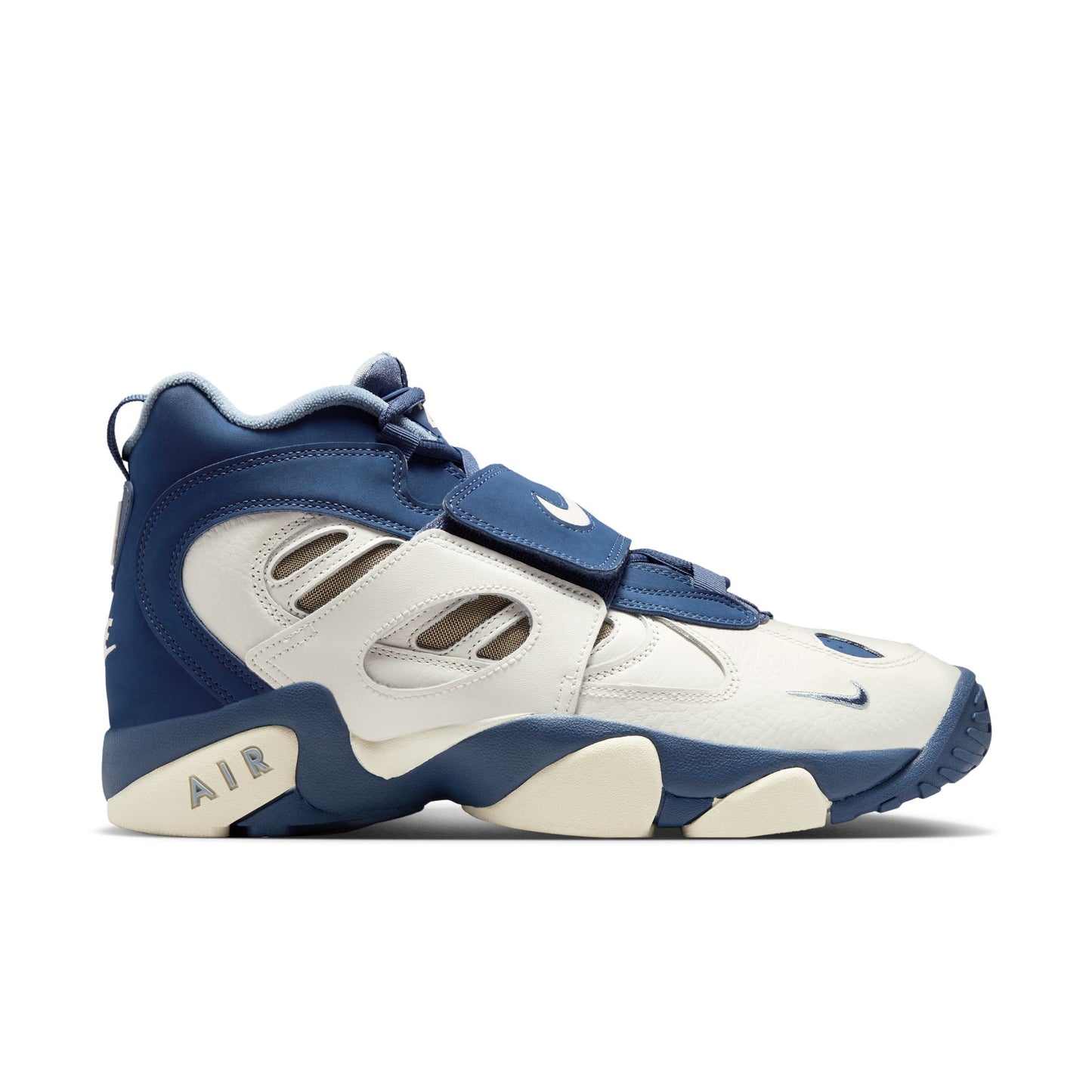 
                  
                    Men's Nike Air Diamond Turf II - 'Royals' (RD:6/12/26)
                  
                