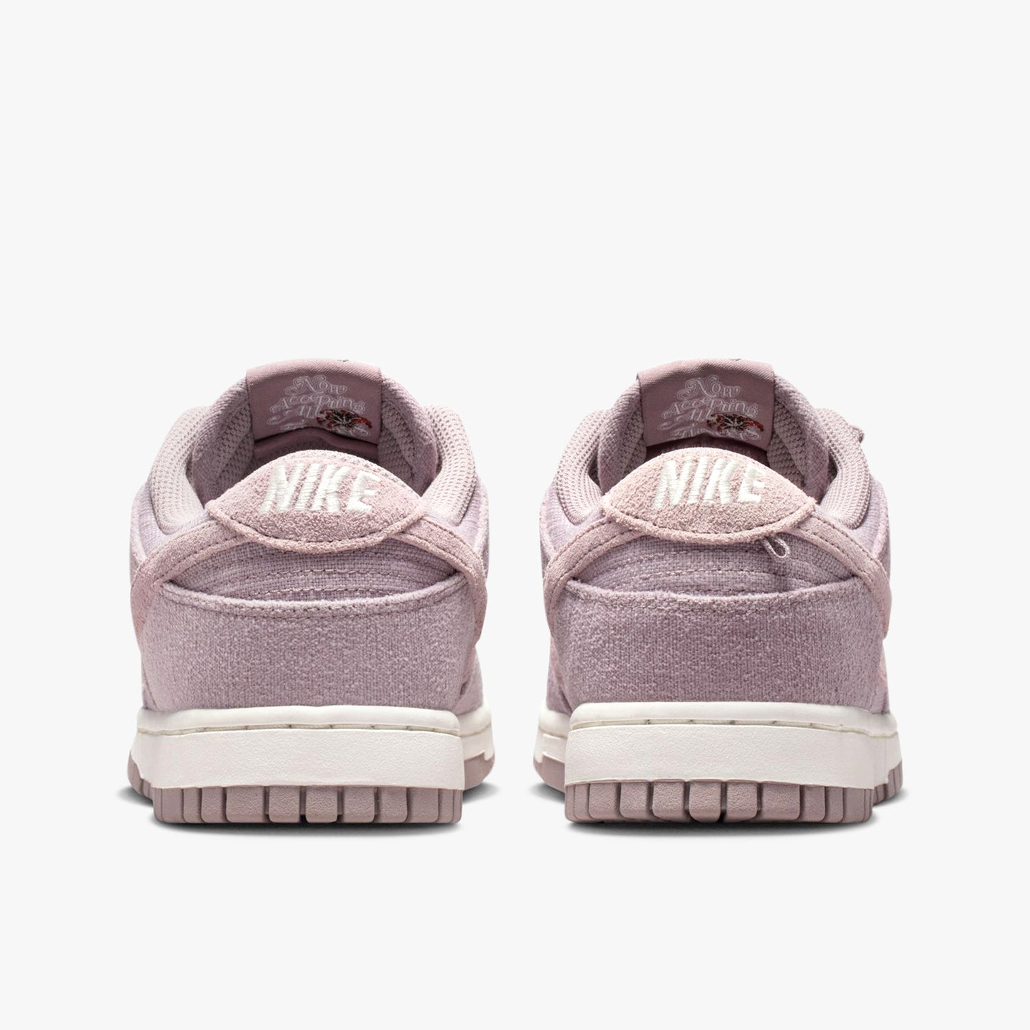 
                  
                    Women's Nike Dunk Low - 'Flowers'
                  
                