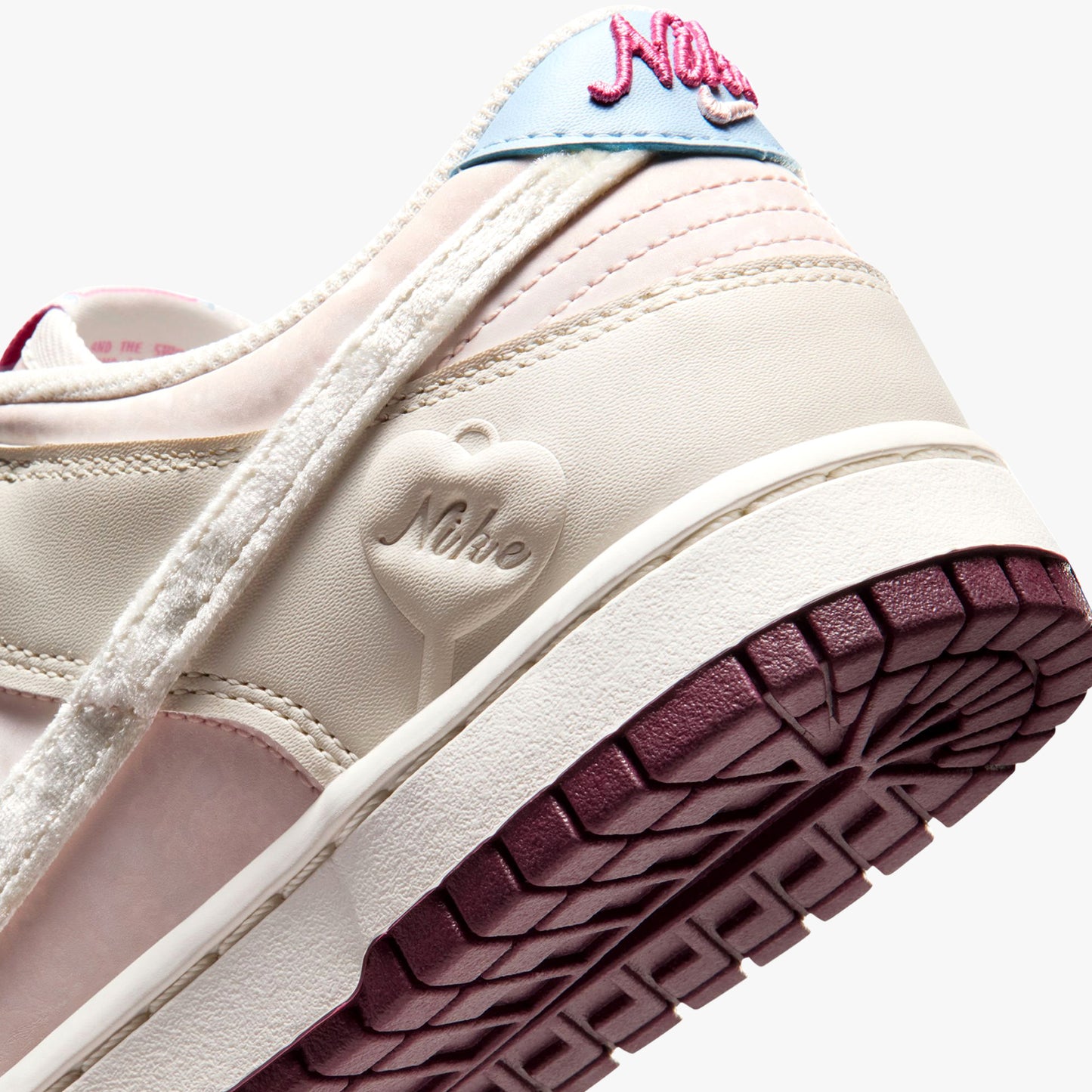 
                  
                    Women's Nike Dunk Low Next Nature - 'Valentine's Day'
                  
                