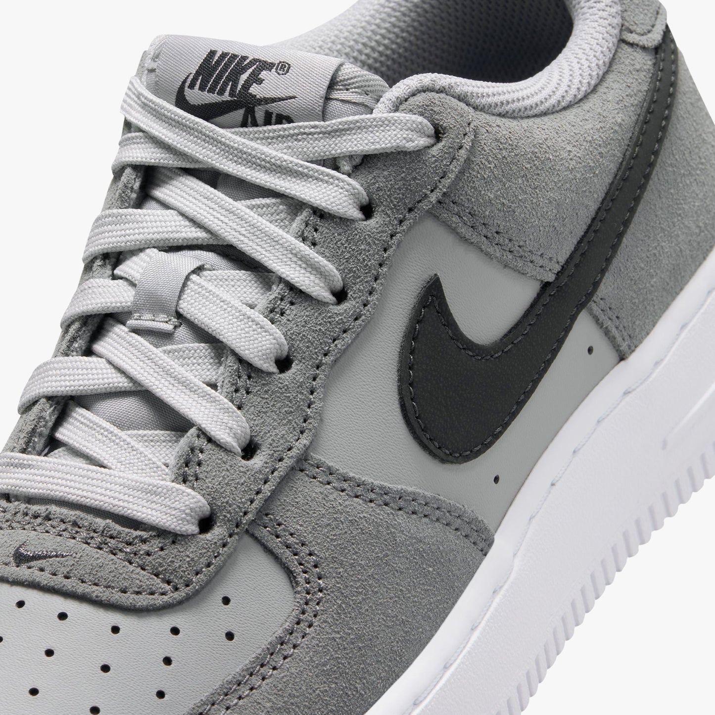 
                  
                    Gradeschool Nike Air Force 1 Essential+ - 'Light Smoke Grey'
                  
                