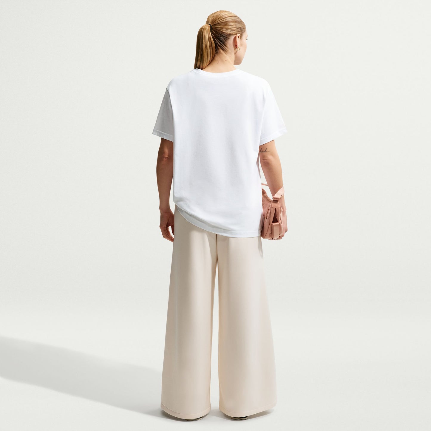 
                  
                    Women's Nike Sportswear T-Shirt - 'White'
                  
                