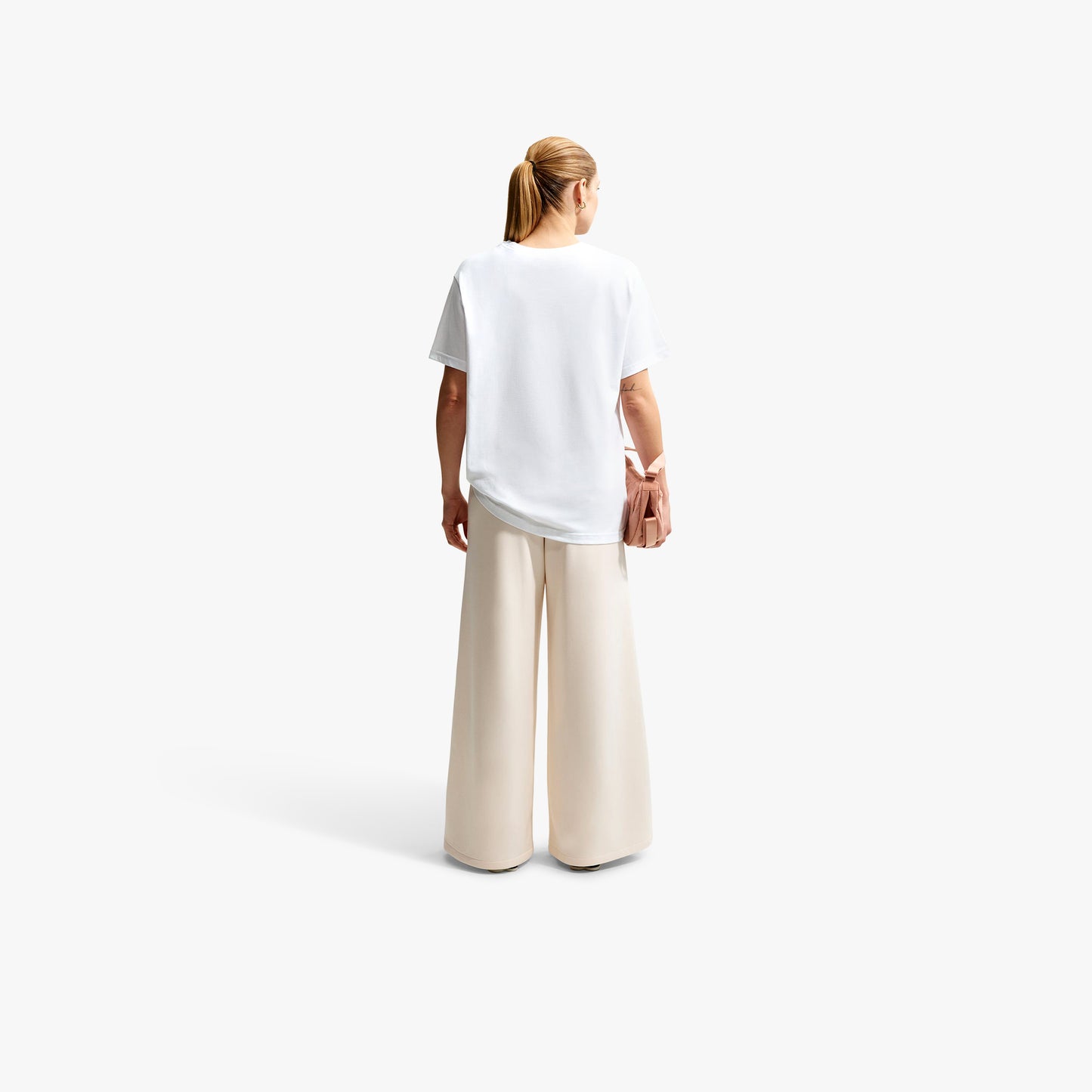 
                  
                    Women's Nike Sportswear T-Shirt - 'White'
                  
                