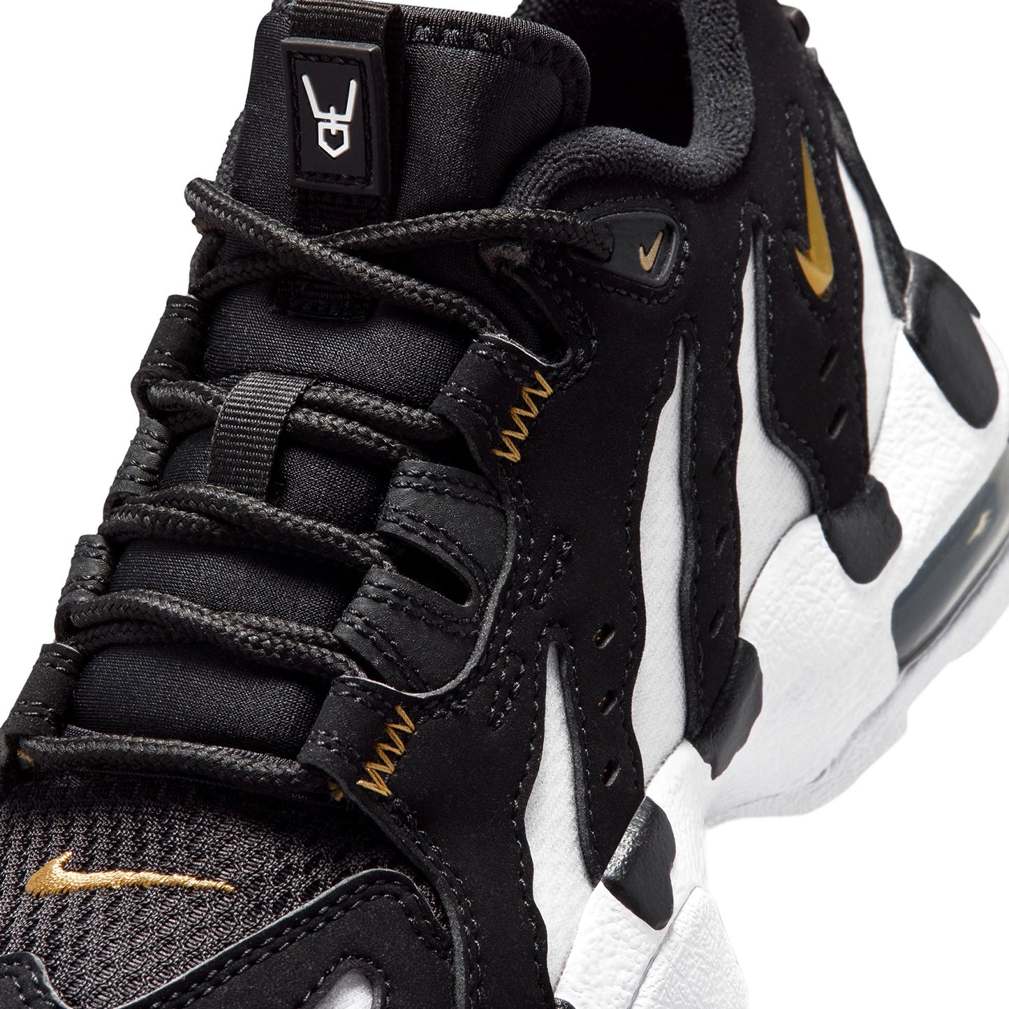
                  
                    Gradeschool Nike Air DT Max '96 Low - 'Black Metallic Gold' (RD:5/22/26)
                  
                