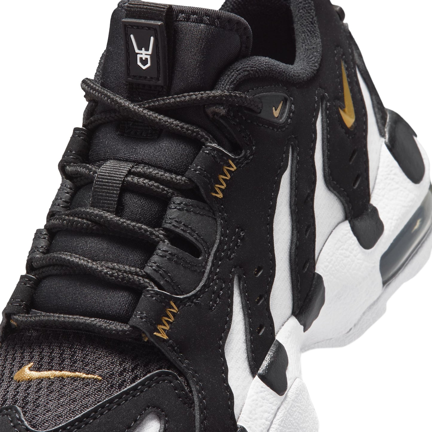 Gradeschool Nike Air DT Max '96 Low - 'Black Metallic Gold' (RD:5/22/2