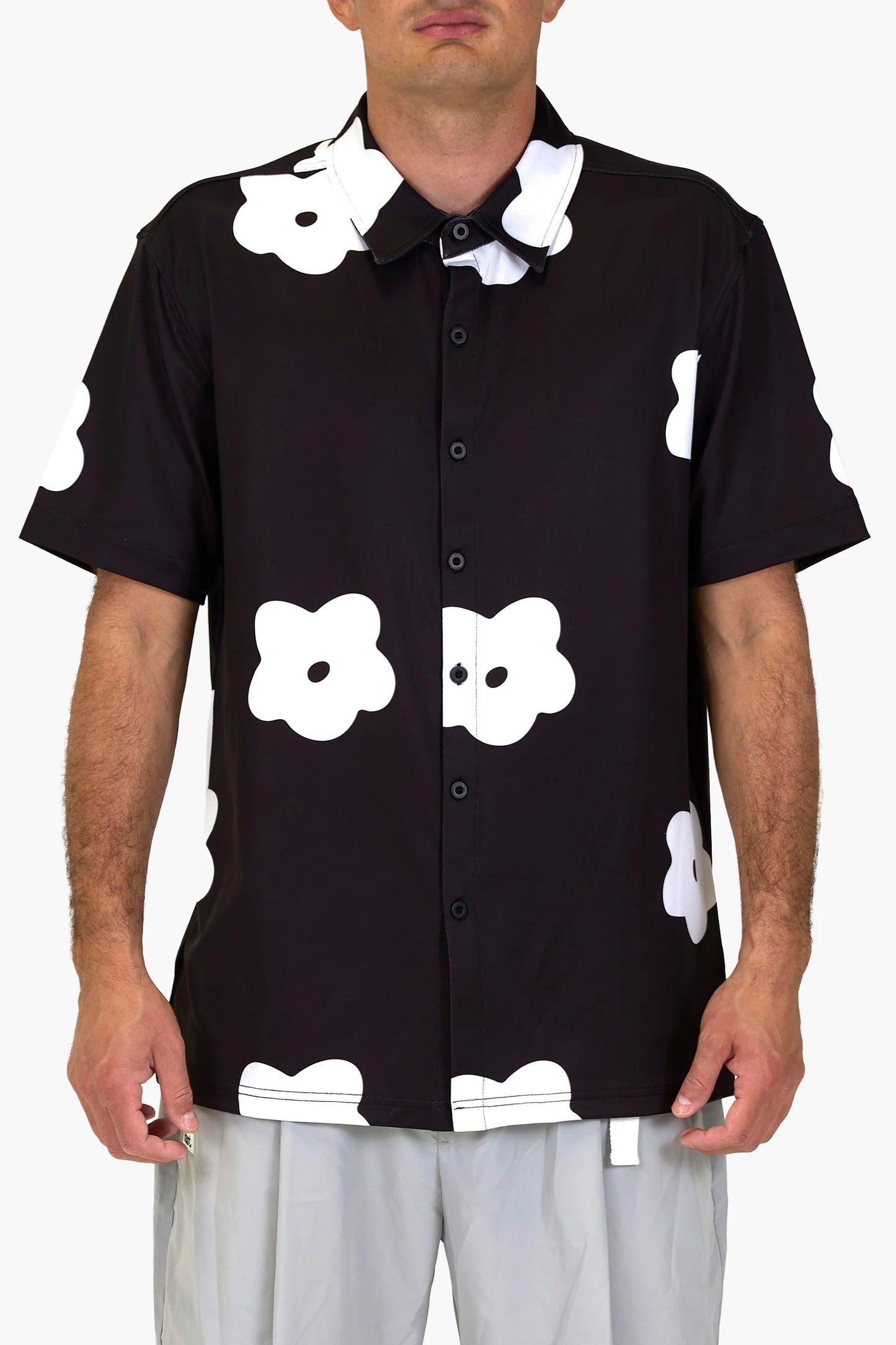 
                  
                    Men's Vast Flower Patch Aqua Terra Button Up - Black
                  
                