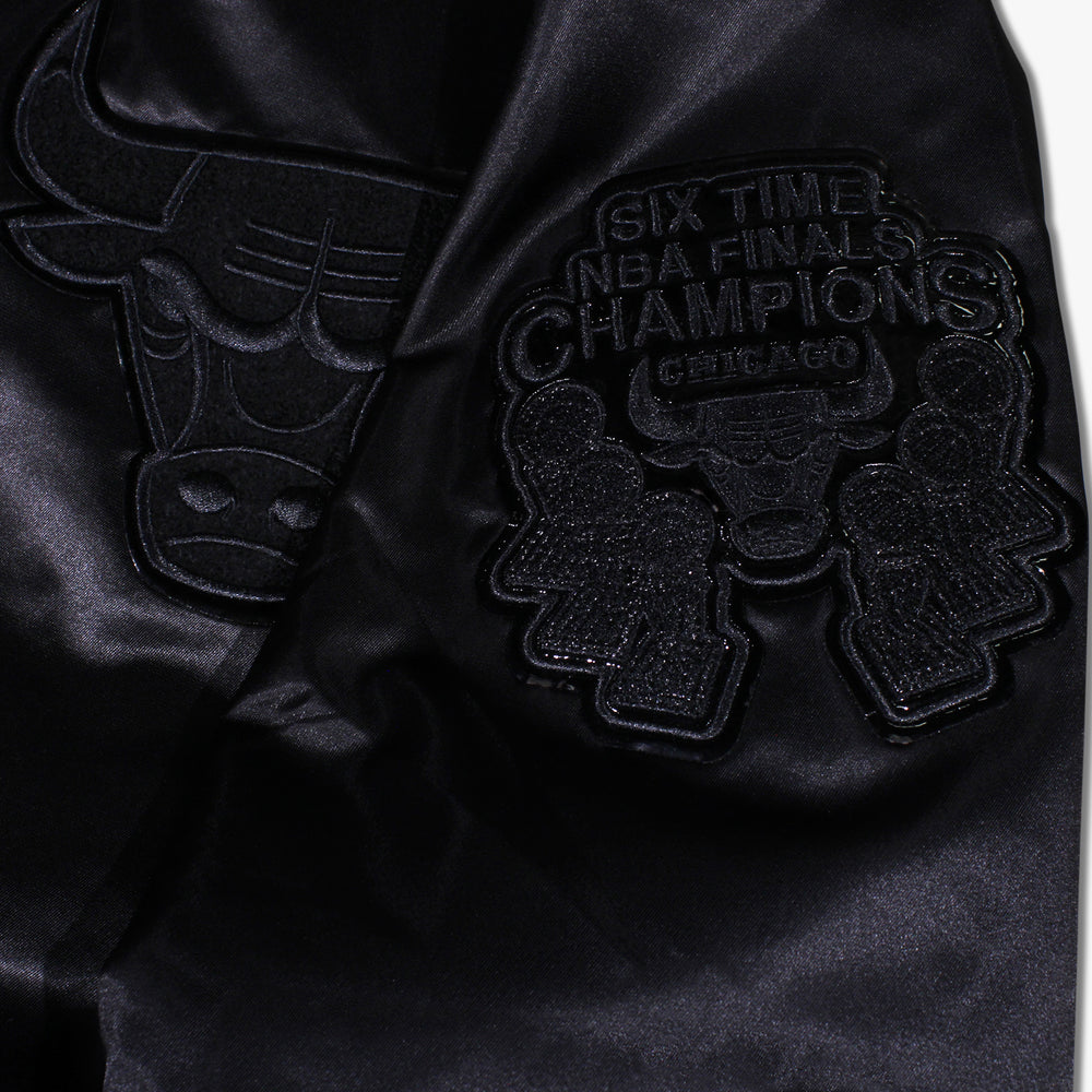 
                  
                    Men's Pro Standard Chicago Bulls Satin Jacket - Triple Black
                  
                