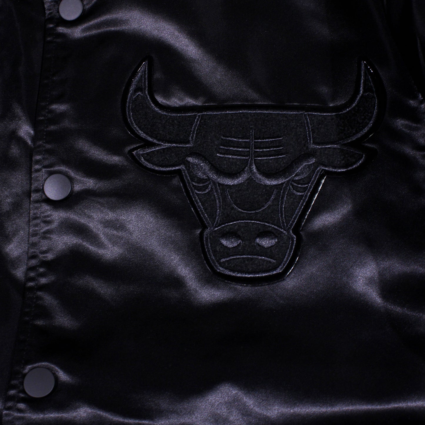 
                  
                    Men's Pro Standard Chicago Bulls Satin Jacket - Triple Black
                  
                
