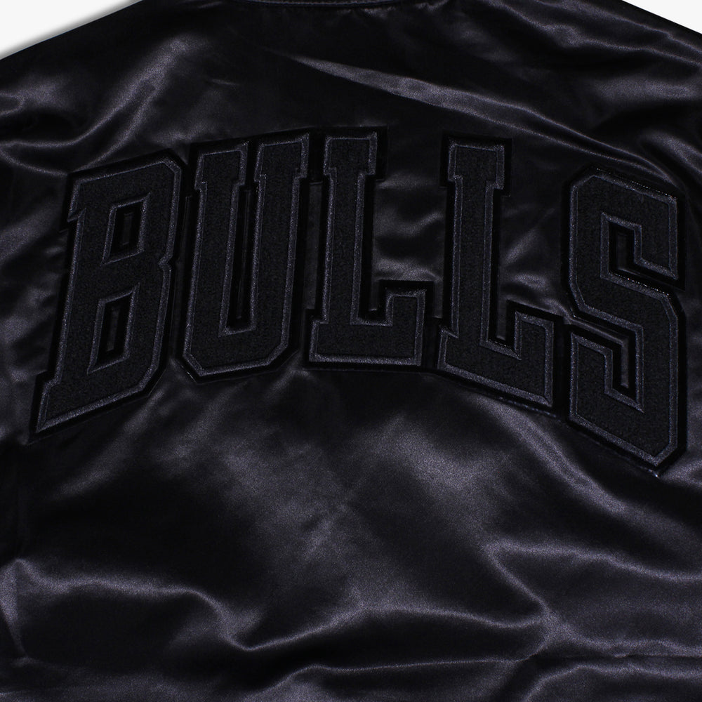 
                  
                    Men's Pro Standard Chicago Bulls Satin Jacket - Triple Black
                  
                