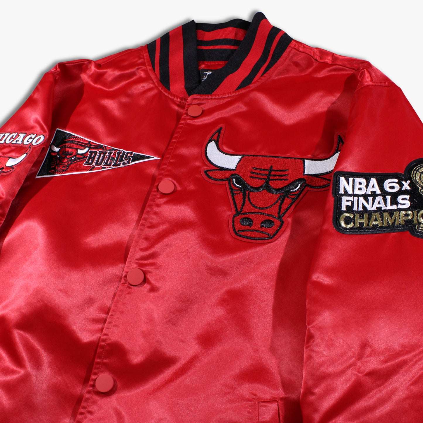 
                  
                    Men's Pro Standard Chicago Bulls Classic Rib Satin Jacket - Red/Black
                  
                