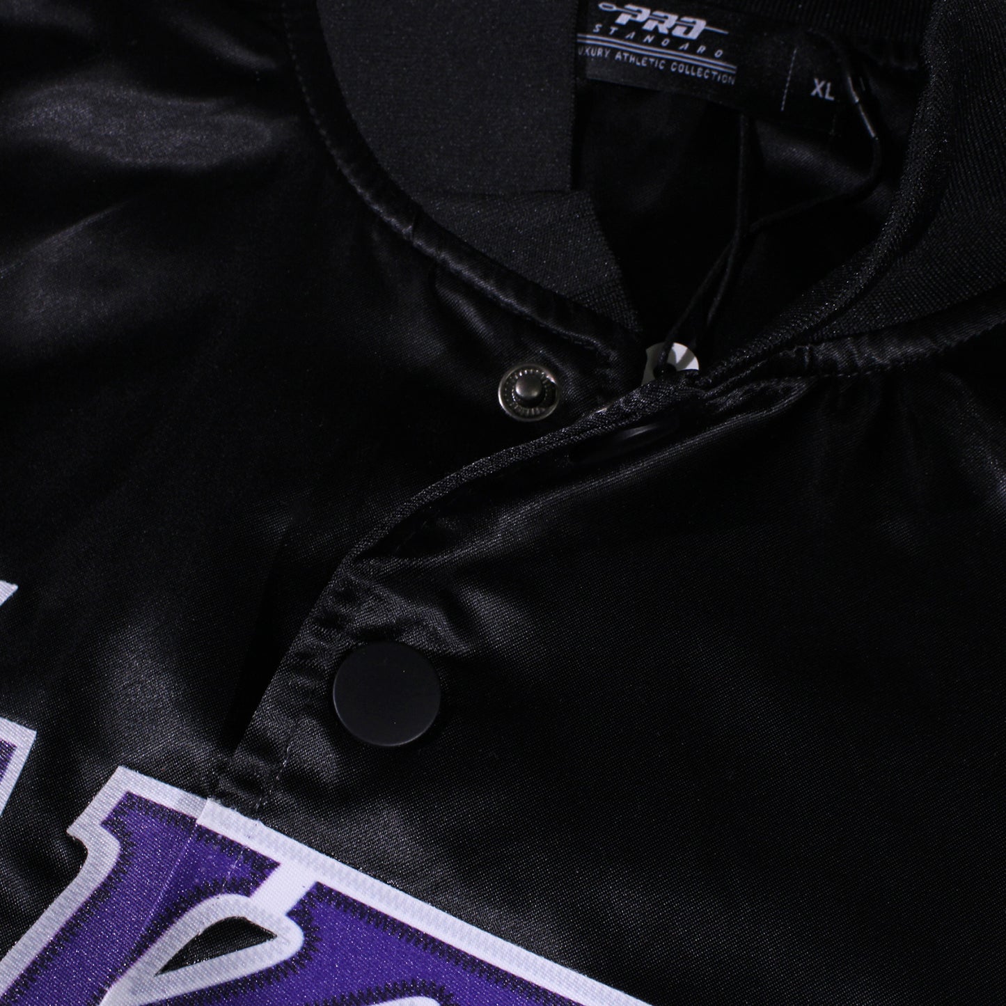 
                  
                    Men's Pro Standard Los Angeles Lakers Big Logo Satin Jacket - Black
                  
                