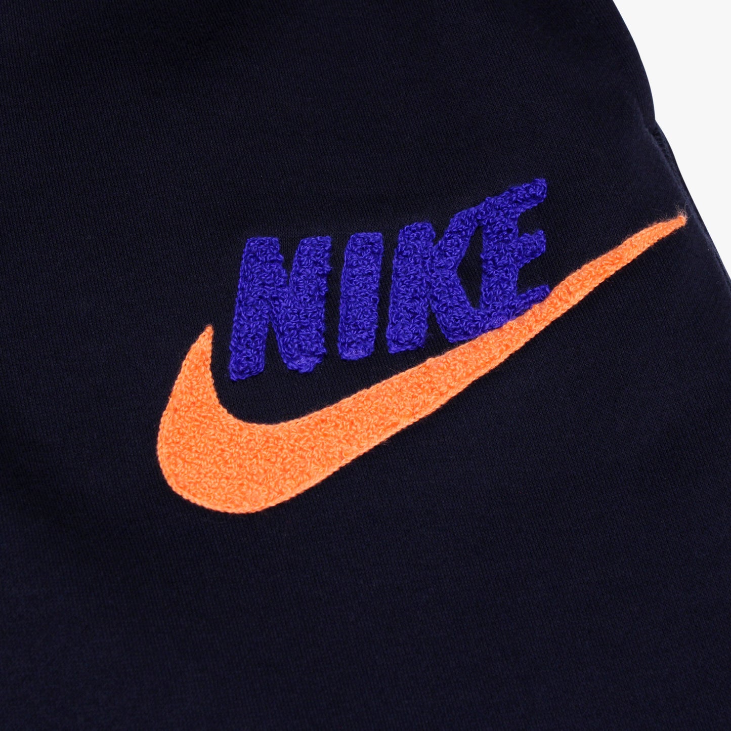
                  
                    Men's Nike Club Fleece Joggers - Black
                  
                