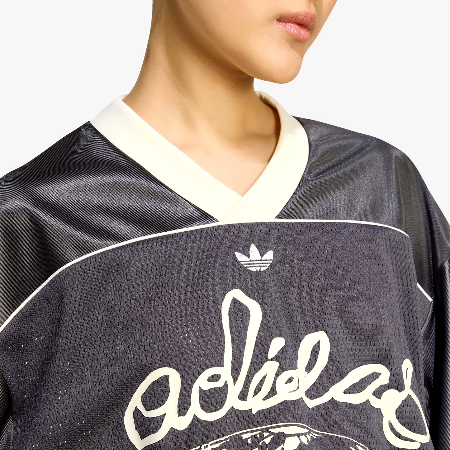 
                  
                    Women's Adidas Orginals Cropped Soccer Jersey - 'Utility Black'
                  
                
