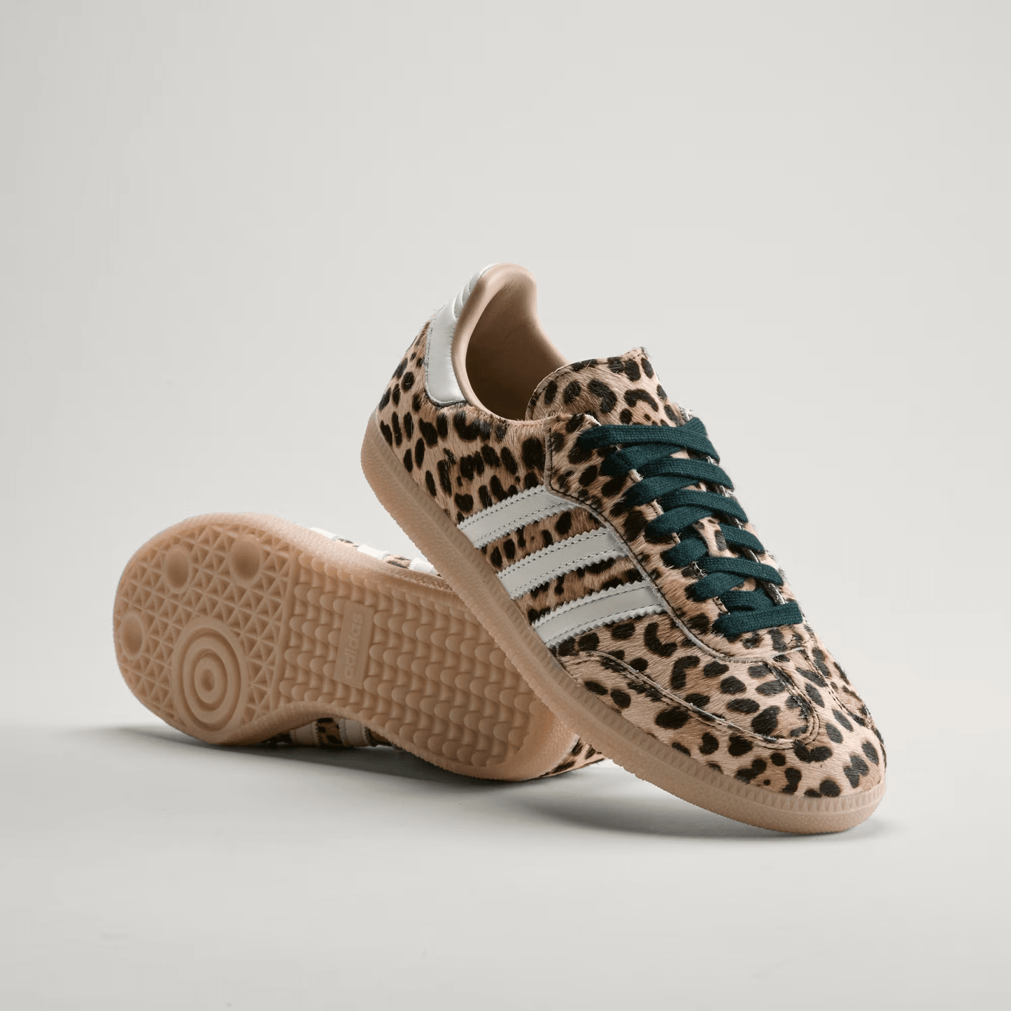 
                  
                    Women's Adidas Samba OG - 'Magic Beige / Ivory / Gum'
                  
                