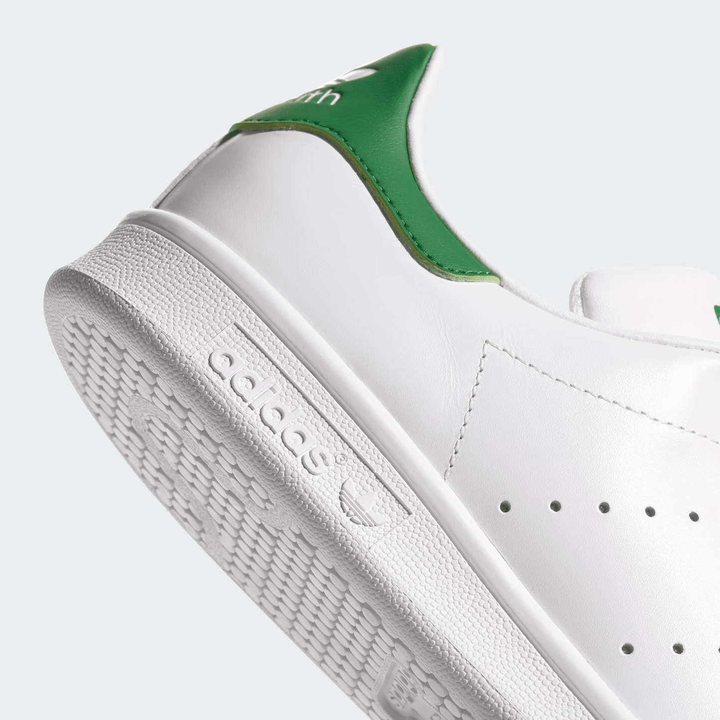 
                  
                    Men's Adidas Stan Smith - 'Cloud White / Core White / Green
                  
                