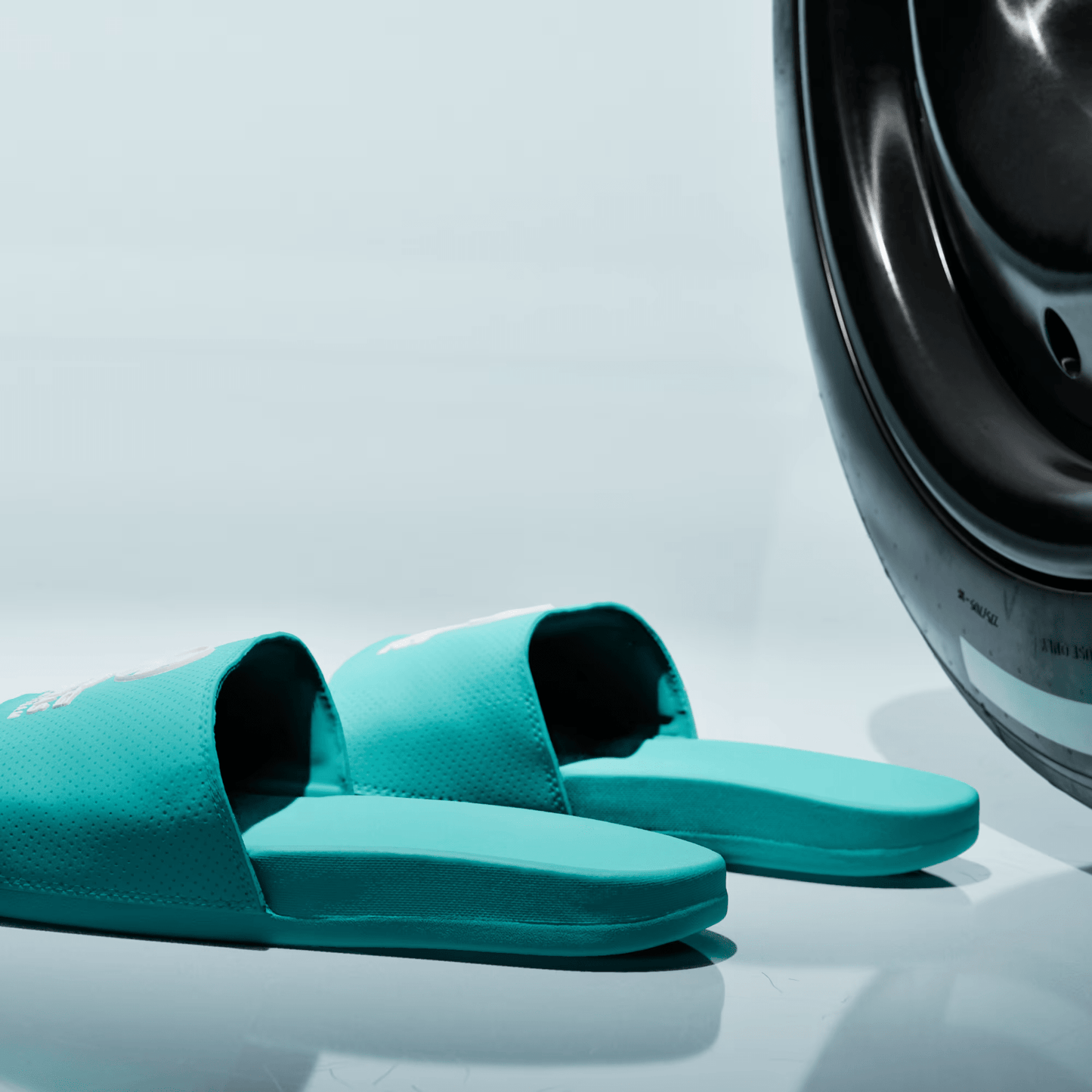 
                  
                    Men's Adidas Adilette Comfort Mercedes - 'Semi Mint Rush / Cloud White'
                  
                